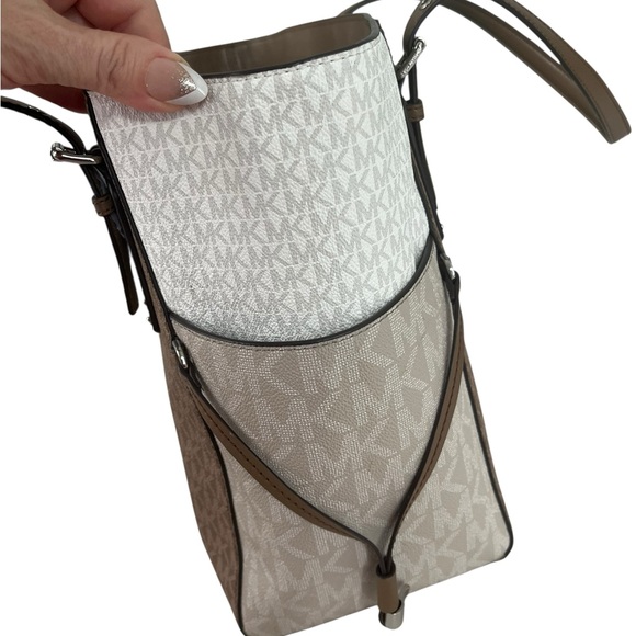 Michael Kors Driftwood Multi Signature Canvas Large Tote Shoulder Bag Zip Top - Picture 6 of 8